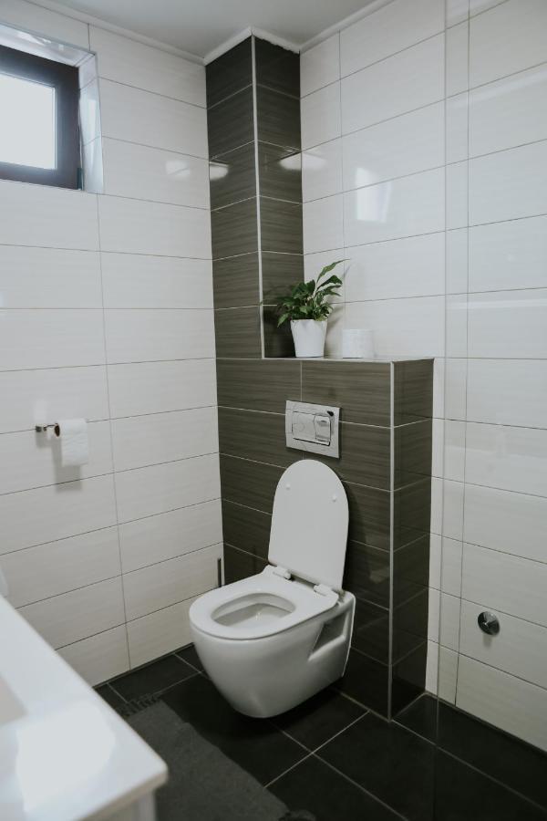 Apartman Nikola Gospić エクステリア 写真