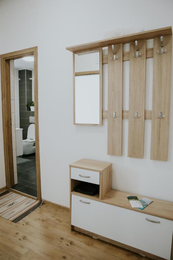 Apartman Nikola Gospić エクステリア 写真