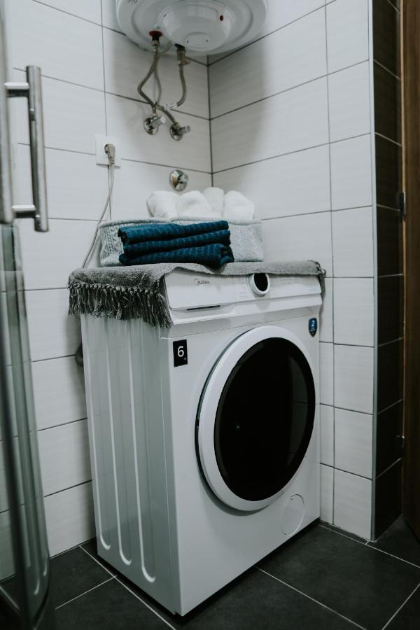 Apartman Nikola Gospić エクステリア 写真