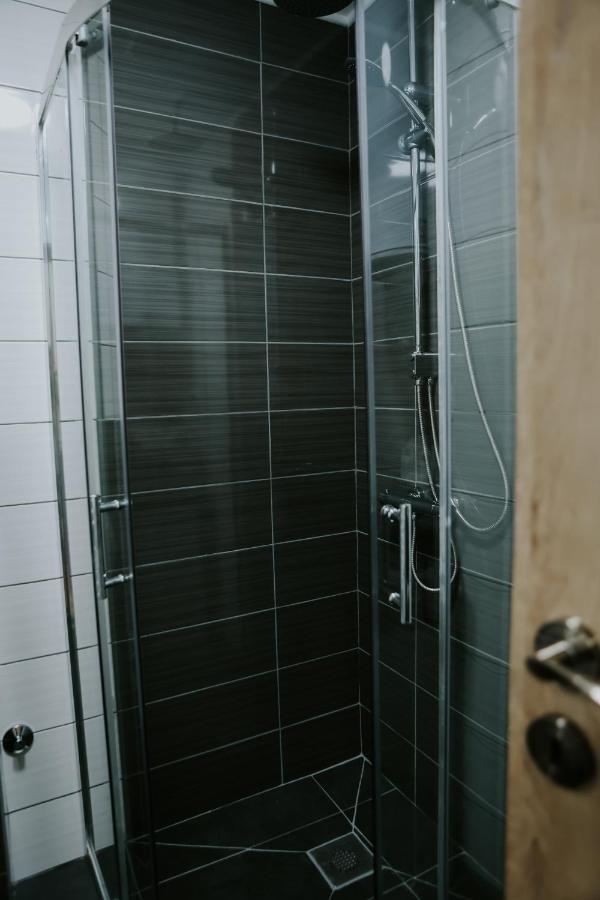 Apartman Nikola Gospić エクステリア 写真
