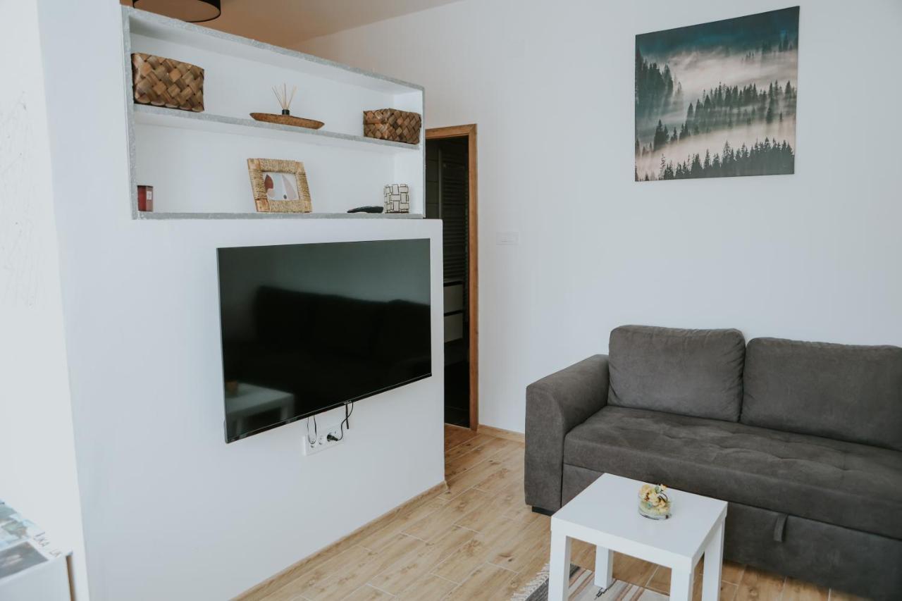 Apartman Nikola Gospić エクステリア 写真