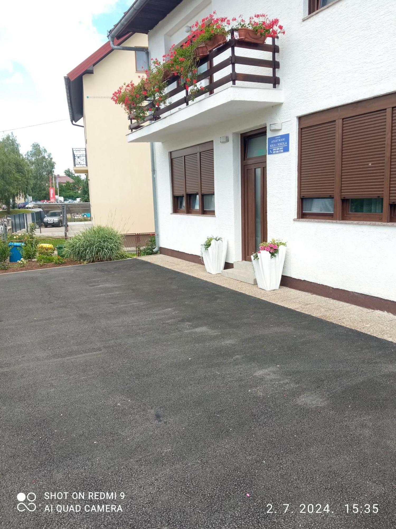 Apartman Nikola Gospić エクステリア 写真